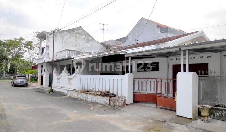 House in East Great Borobudur Near Hwa Ind