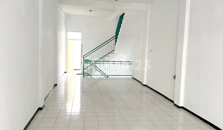 Ruko Siap Huni Cocok untuk Usaha Kondisi Bagus