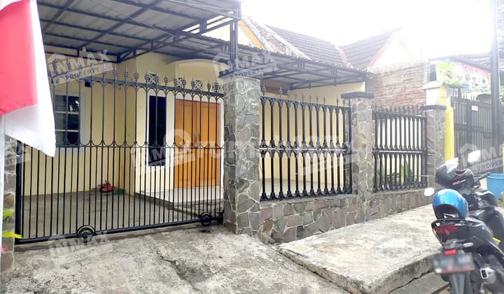 Rumah 3 Kamar Di Perumahan Graha Gardenia (cod_flo)