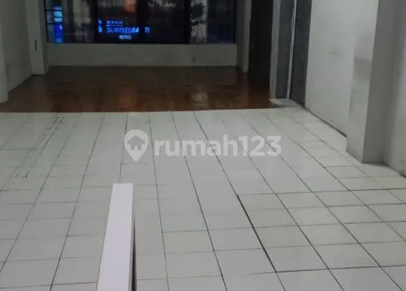DISEWAKAN CEPAT RUKO PANGLIMA POLIM 3,5 LANTAI JAKARTA SELATAN