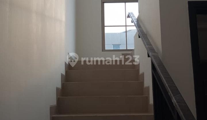Disewakan Cepat Hoek Rumah Pik2 Cluster Arcadia