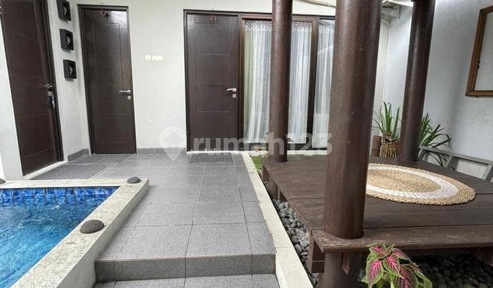 DIJUAL RUMAH VILLA DI ANYER FULL FURNISHED CANTIK HOOK MURAH MERIAH