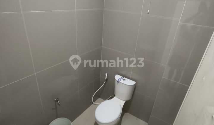 Disewakan Ruko 3 Gandeng Hanya 1 Lantai di Kalideres, Jakarta Barat