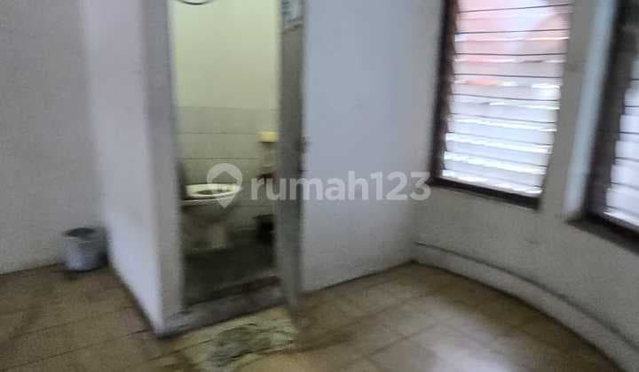 FOR SALE ONE-STORY HOUSE IN WIJAYA SOUTH JAKARTA SUITABLE FOR RENTAL HOUSING