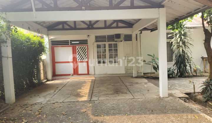 Old House Land Calculation Comfortable & Green Environment Strategic Location Jl RS Fatmawati Raya