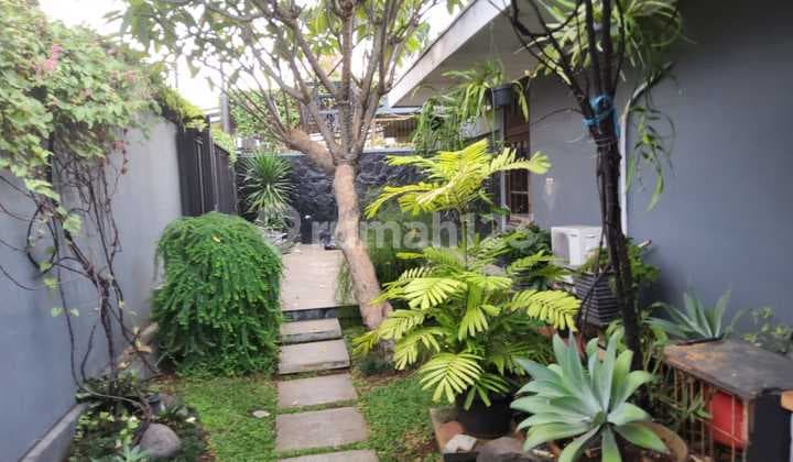 Rumah Lokasi Strategis Dalam Komplek di Pasar Minggu