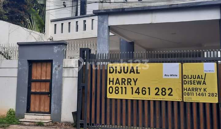 Rumah Lokasi Strategis di Jeruk Purut Raya