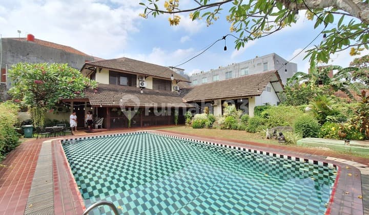 Rumah Asri Dan Nyaman Harga Njop Lokasi Strategis di Warung Jati, Pasar Minggu,