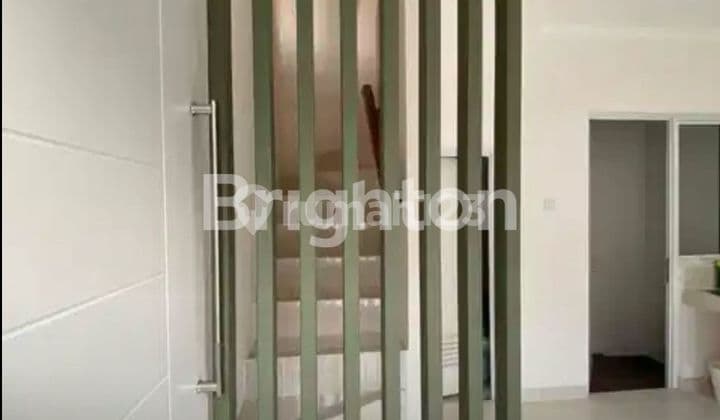 RUMAH MINIMALIS DI GADING SERPONG TANGERANG