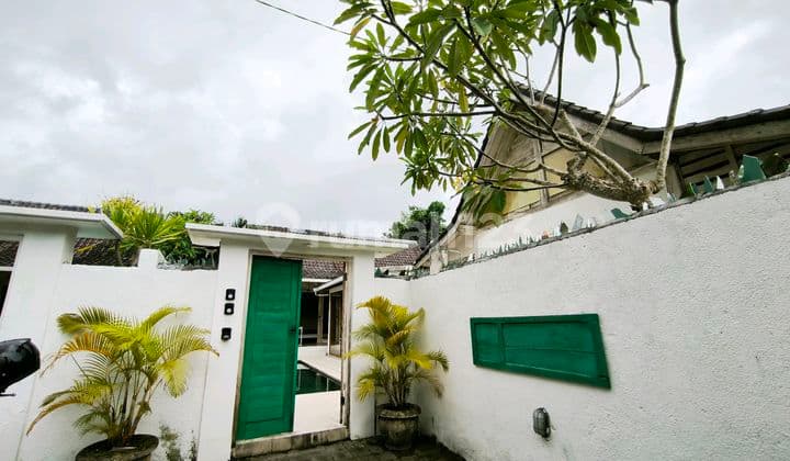 For Rent - Joglo Style Villa in Padang Linjong, Canggu, North Kuta
