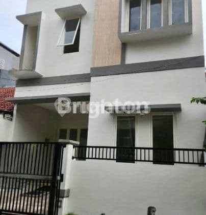RUMAH BARU GRESS 2 LT GRIYA ASRI PAKUWON CITY