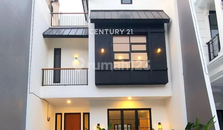 Dijual Rumah 3 Lantai Siap Huni di Jagakarsa Jaksel 9657