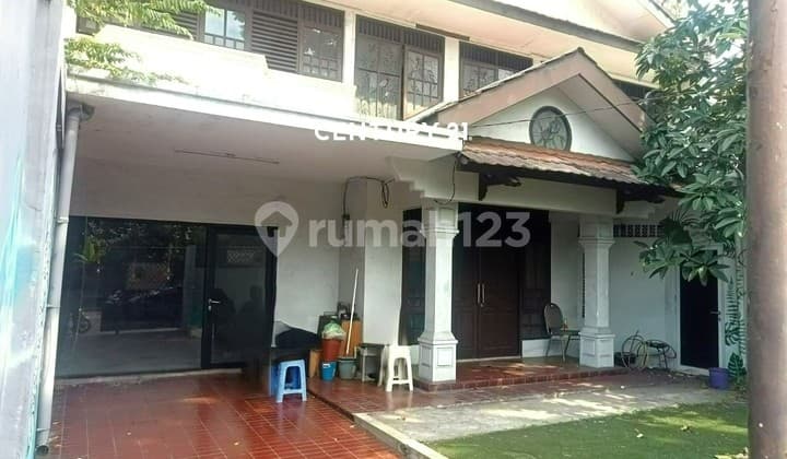 Rumah untuk Usaha Sangat Strategis di Bintaro Jaya 8761