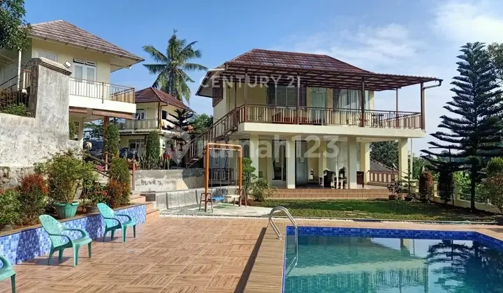 Villa Nyaman in Caringin, Bogor, 3 KM from the Toll Gate 10400