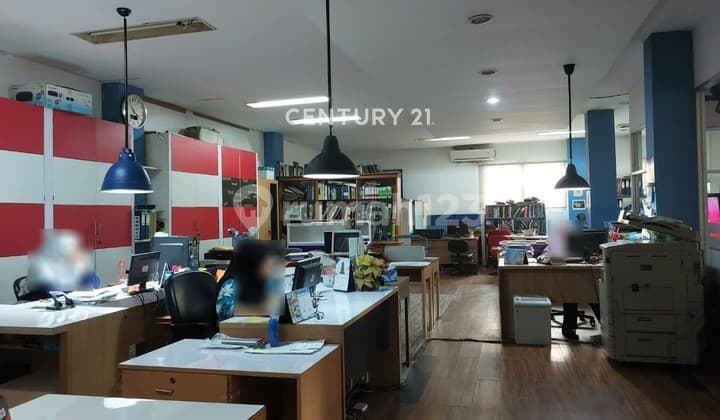 Ready-to-Use Building Near Jurangmangu Station Ciputat 4091