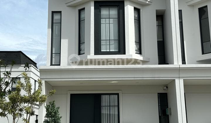 Rumah Modern Luas Tanah Besar Bebas Banjir Sangat Strategis Di Ciputat Tang-sel