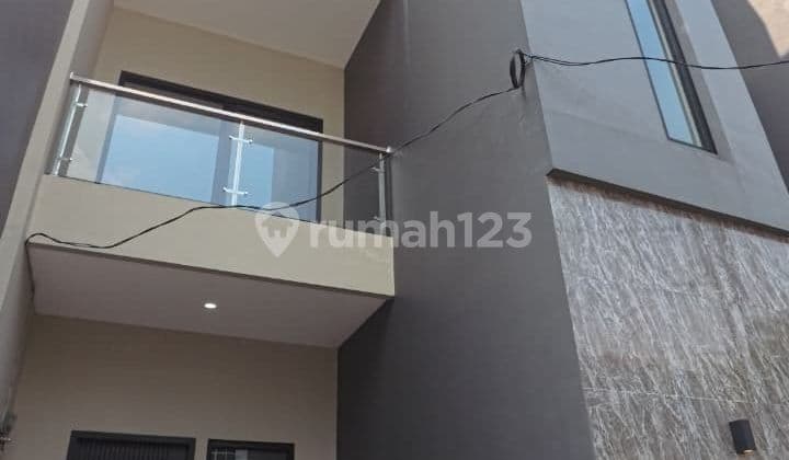 New 3-Story House in Duri Kepa Near Tanjung Duren, West Jakarta