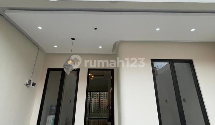 Rumah Baru Jual Murah Strategis Kebon Jeruk Jakarta Barat
