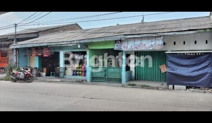 For Sale House Next to Main Road, Very Busy 24 Hours