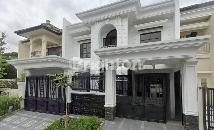 RUMAH MODERN KLASIK BISA UNTUK KOS DI ARAYA KOTA MALANG