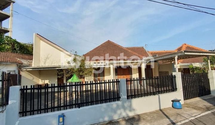 RUMAH LUAS NEGO DAERAH BUAH-BUAHAN KOTA MALANG