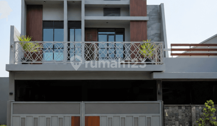 New House, Great Deal Negotiable until Agreed in Araya Malang