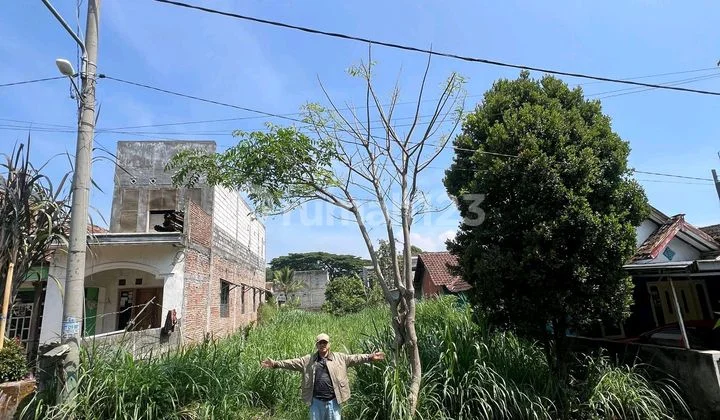 Tanah Murah Dibawah NJOP, Dekat Tempat Wisata, di Batu Jatim,Shm