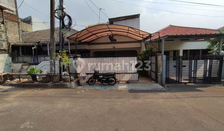 Rumah Bagus di Cempaka Putih Tengah Siap Huni! Jakarta Pusat