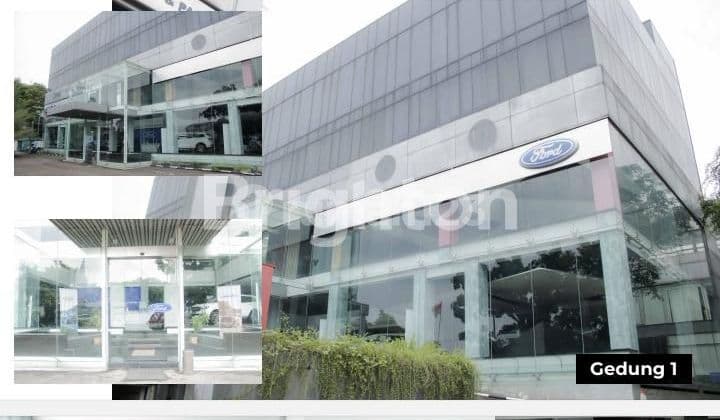 GEDUNG 4 LANTAI EX SHOWROOM DAN OFFICE