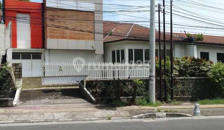 Rumah Luas Strategis Di Pamularsih Tengah Kota Semarang