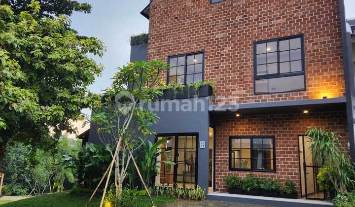 Rumah Bangunan Baru Siap Huni Modern Design Di Bsd City