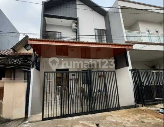 2 Floors Newly Renovated Inside Melati Mas Villa Complex Tangerang