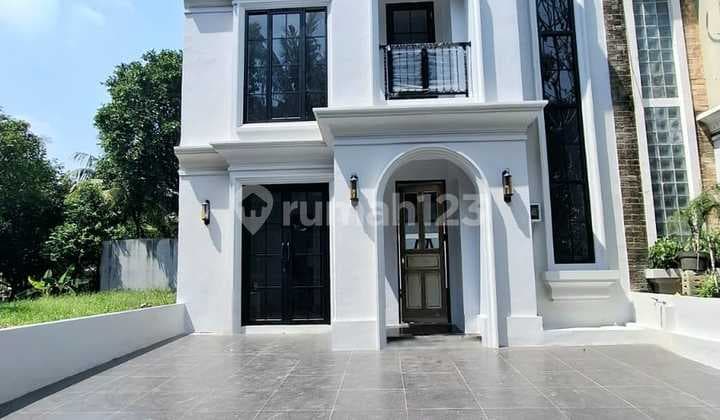 Rumah Brand New Ada Swimming Pool Di Sektor 9 Bintaro Jaya