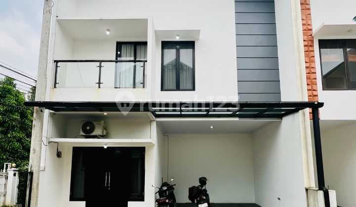 Dijual Rumah Scandinavian Full Furnished Dekat MRT Cilandak Jakarta Selatan