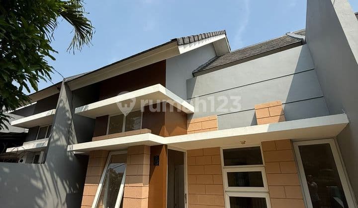 Dijual Rumah Bagus Siap Huni di Bukit Golf Cibubur