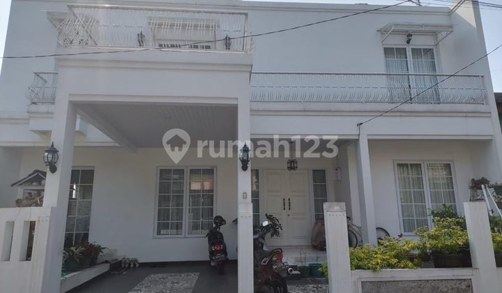 Dijual Rumah Mewah Hunian Keluarga Ideal Bagus Depok