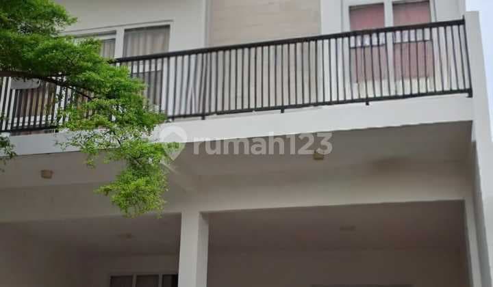 For Sale Rumah 2 Lantai Rapih Siap Huni di Cibubur Jatisampurna