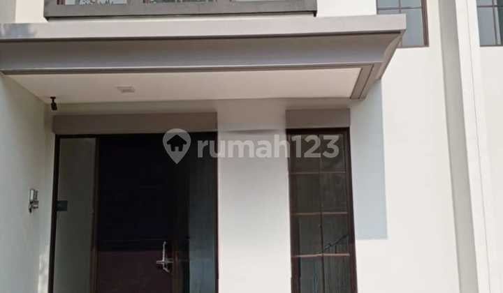 Dijual Rumah 2 Lantai Siap Huni di Citraland Cibubur Monterray
