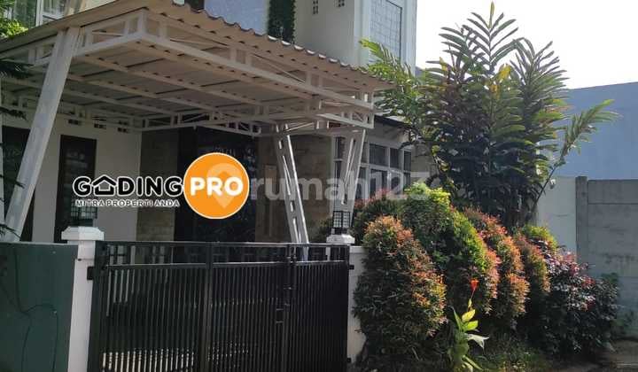 Dijual Rumah 3 Lantai Rapih Siap Huni di Citragran Cibubur