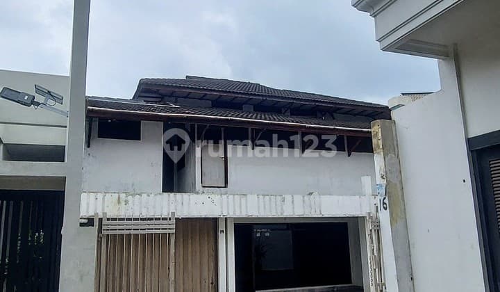 Di Jual Rumah Mewah Sederhana Dekat Scbd