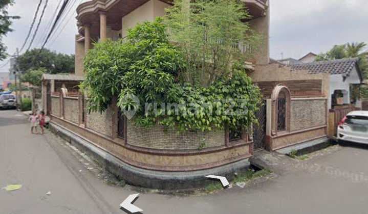 For Sale Beautiful House, Hook Area Buaran Klender East Jakarta
