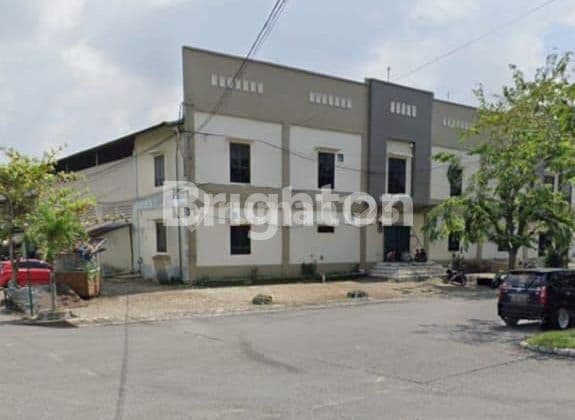 Gudang Avian Strategis Arengka Pekanbaru
