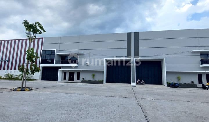 Strategic 2-Storey Warehouse, Ready to Operate Garuda Sakti
