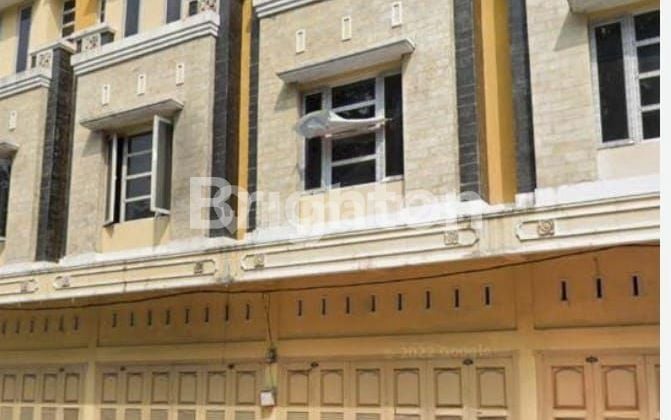 Ruko 4 Lantai Strategis 4 Pintu Gandeng, Tengah Kota Di Arifin Ahmad Pekanbaru