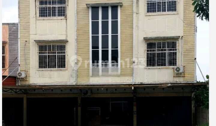 Ruko Gandeng 3 Pintu Jalan Pemuda Riau