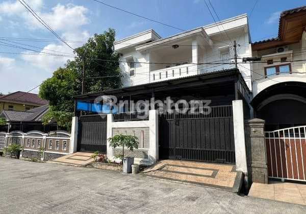 Rumah Besar Siap Huni Tengah Kota Pekanbaru