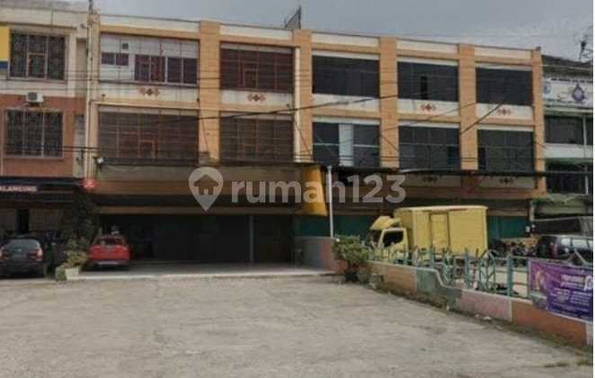 Ruko Gandeng 2 Pintu Tengah Kota di Jalan Riau Pekanbaru