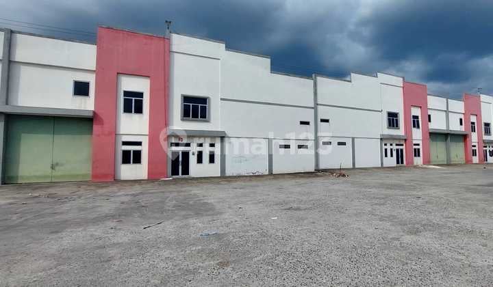 Gudang Jumbo 6.150M² di Kampar, Siap Pakai
