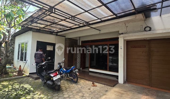 Dikontrakan Rumah Lokasi Strategis Dipusat Kota Semarang
