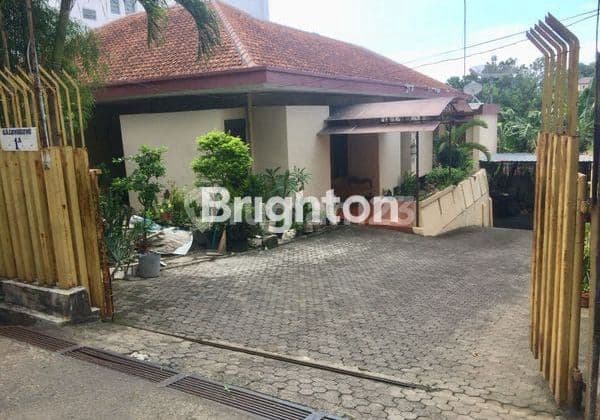 RUMAH BAGUS TERAWAT KAWASAN ELIT CANDI BARU